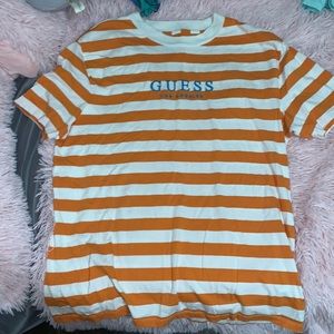 Guess tshirt